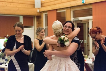 häät kimpun heitto