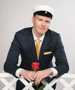 Ylioppilaskuvaus studiossa